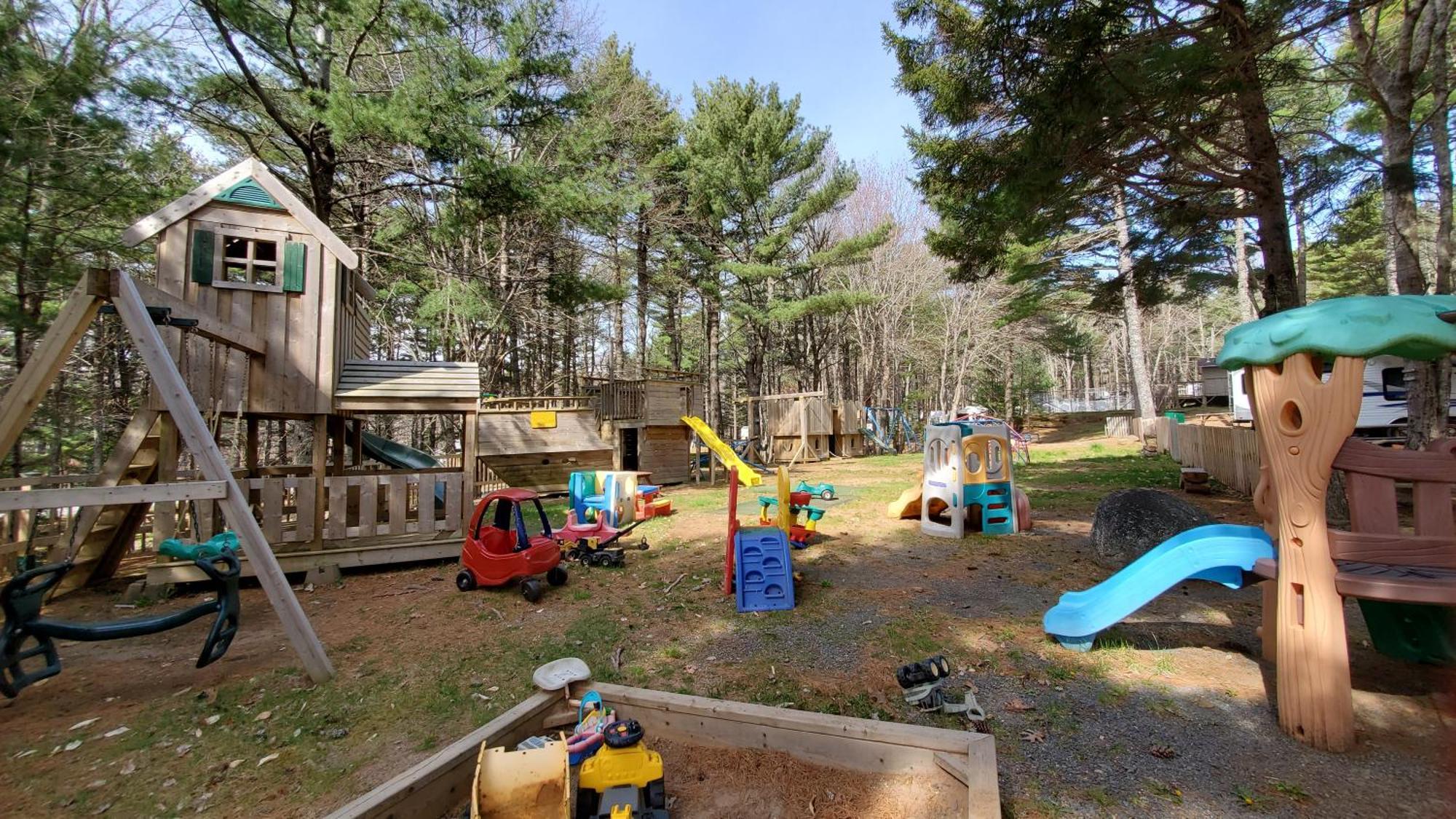 Oakhill Pines Campground Bridgewater Exterior photo