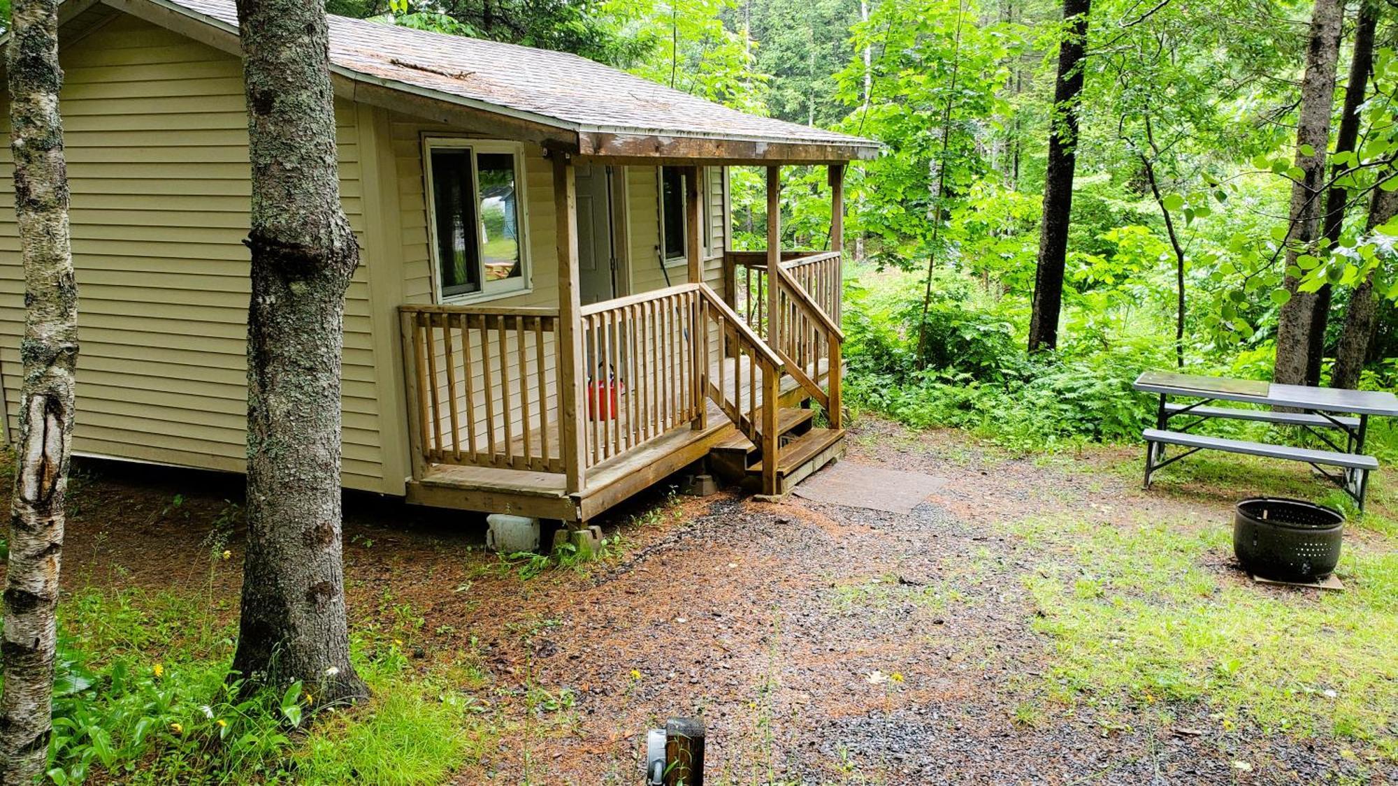 Oakhill Pines Campground Bridgewater Exterior photo